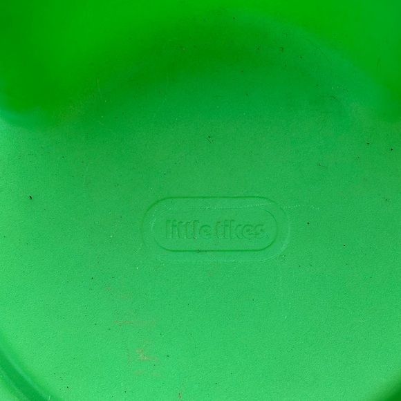 Little tikes green chair - Picture 2 of 3